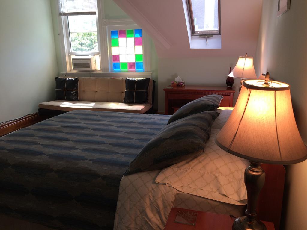 تورونتو Mcgill Inn B&B الغرفة الصورة