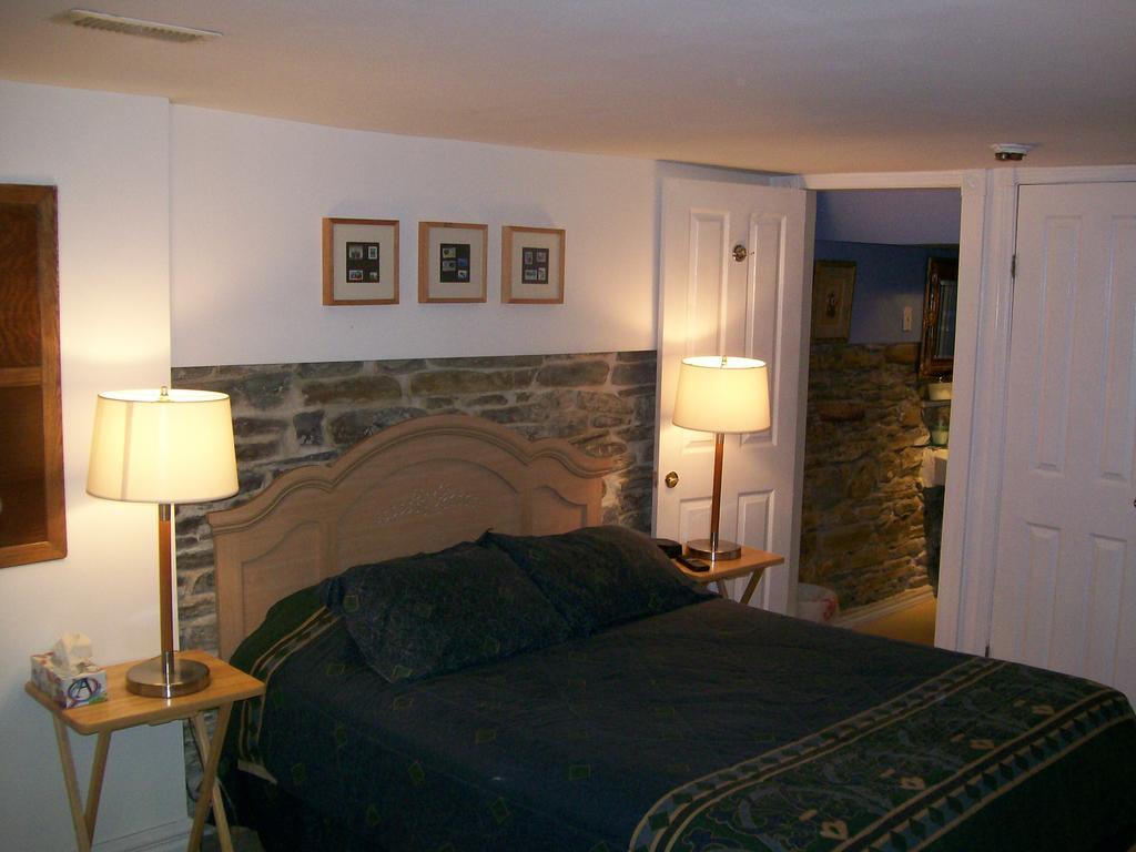 تورونتو Mcgill Inn B&B الغرفة الصورة